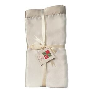 Vintage Linen n Things Napkins Set Of 4 Satin Pearls Table Ivory NEW